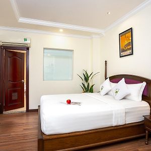 Deluxe  Without Window Double Room